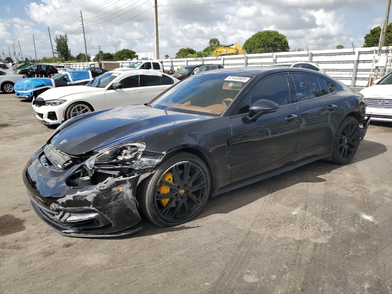 2020 Porsche Panamera