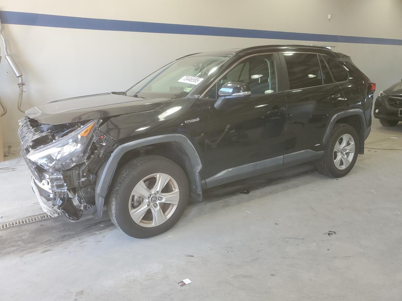 2020 Toyota Rav4 le LE