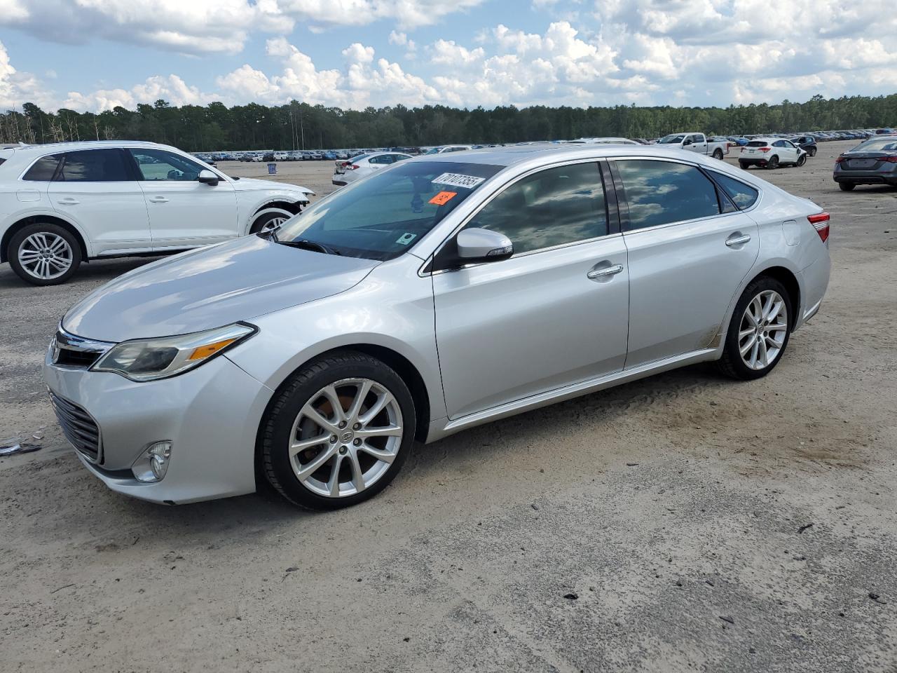 2013 Toyota Avalon bas BASE