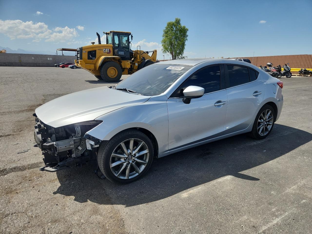 2018 Mazda 3 grand to GRAND TOURING