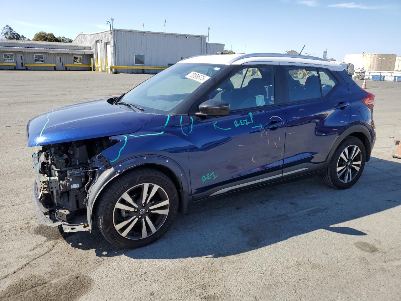 2019 Nissan Kicks s S