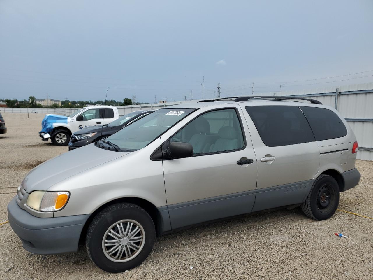 2002 Toyota Sienna le LE