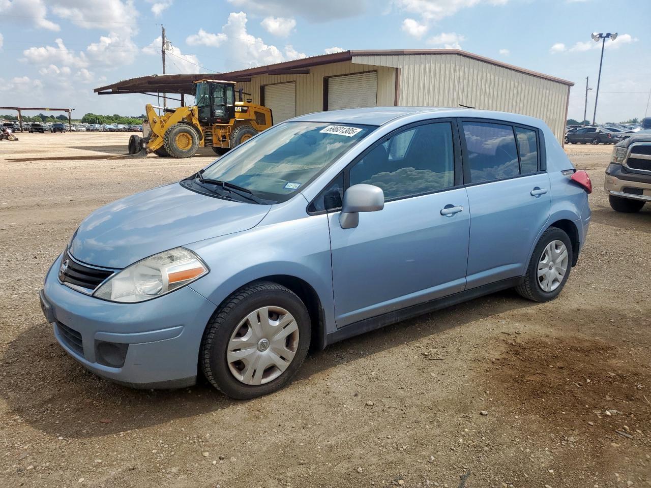 Nissan Versa s
