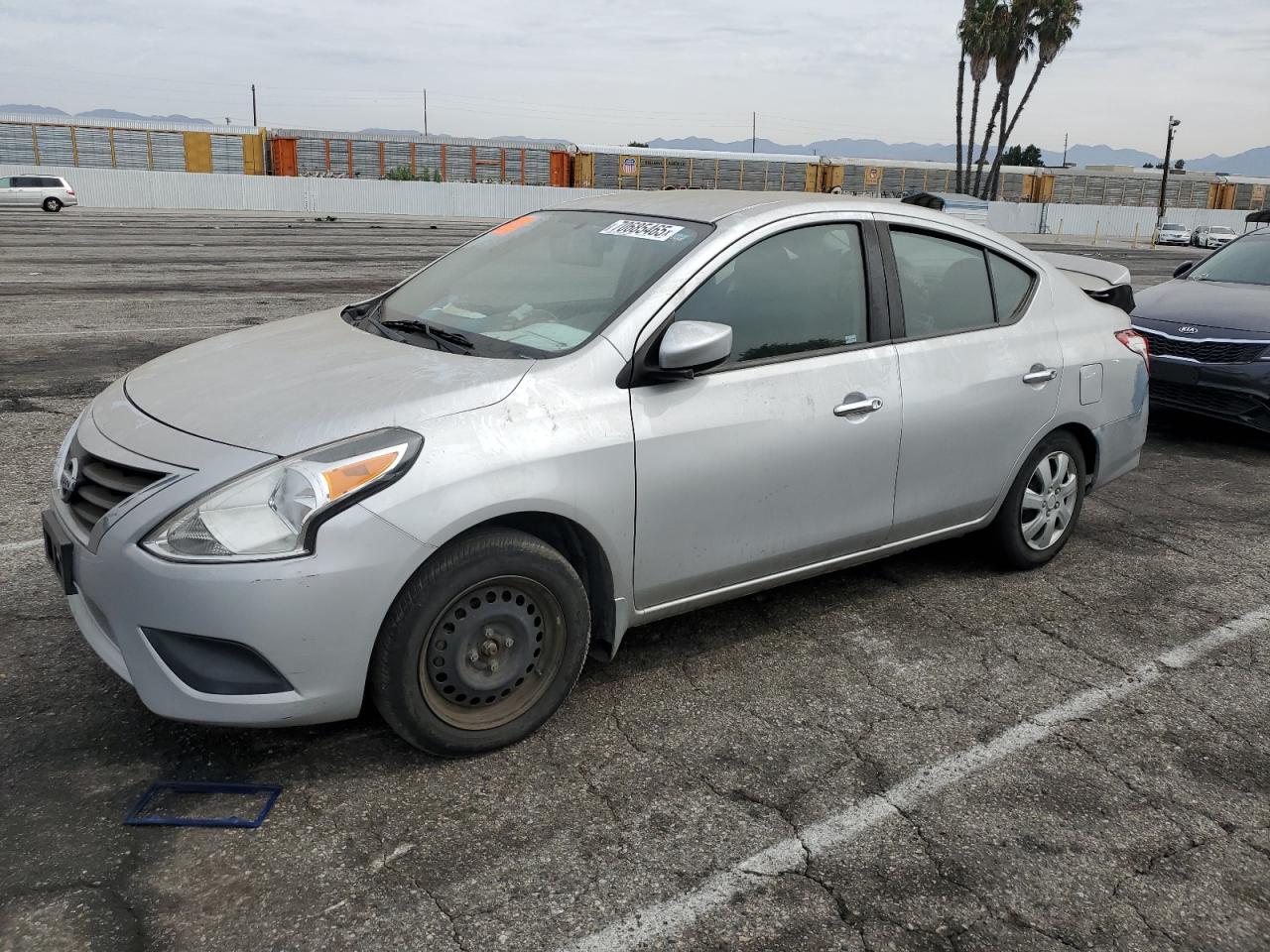 2018 Nissan Versa s S