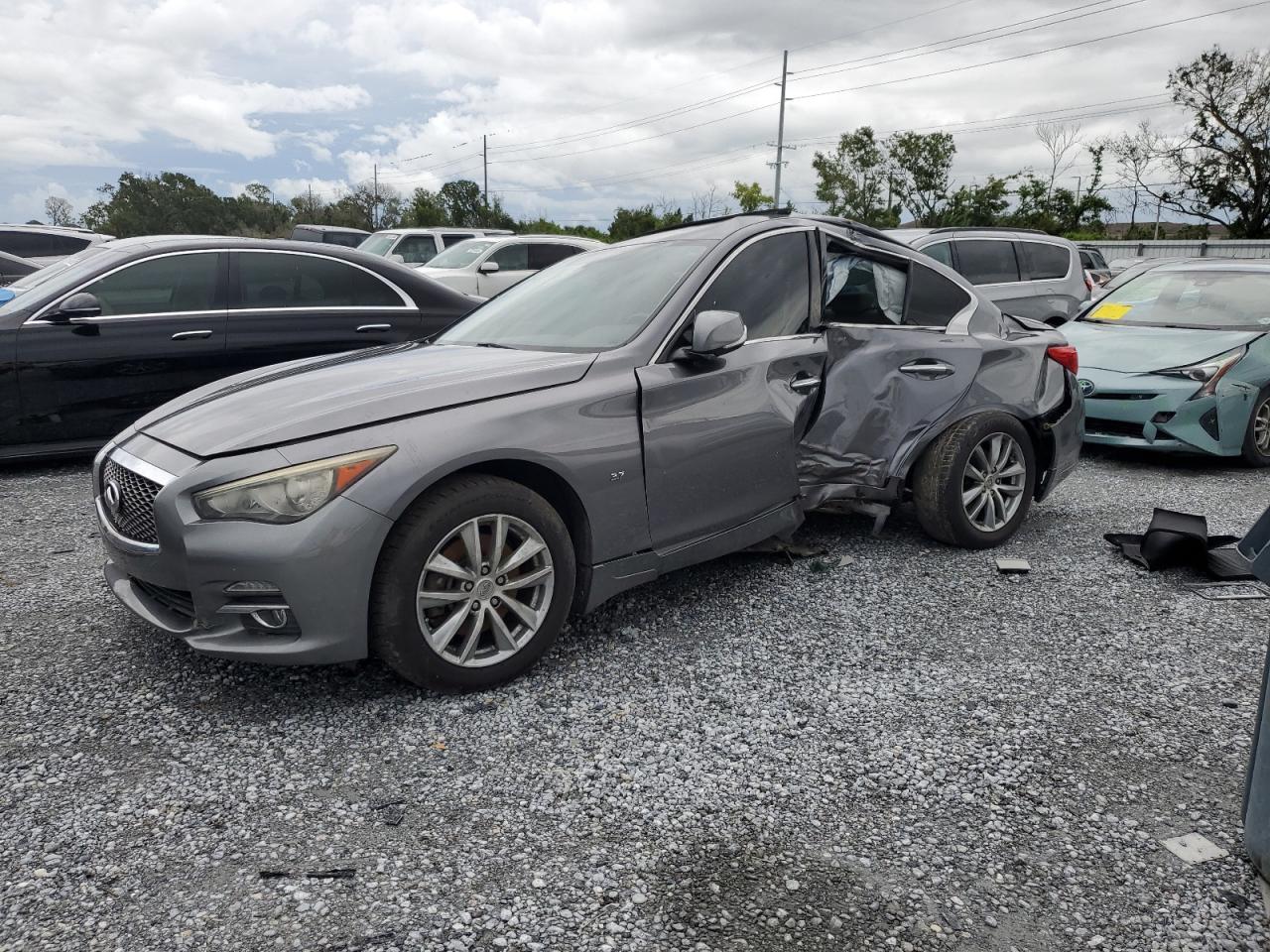 2014 Infiniti Q50 base BASE