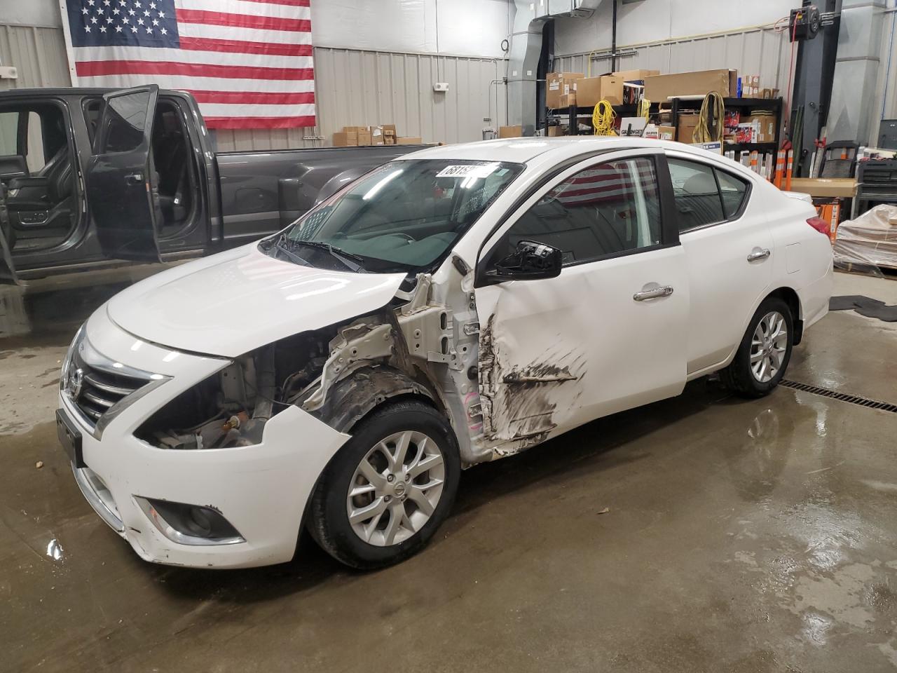 2018 Nissan Versa s