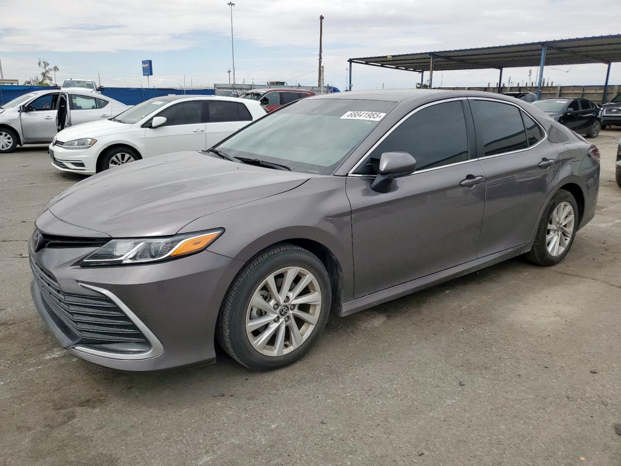 2023 Toyota Camry le LE
