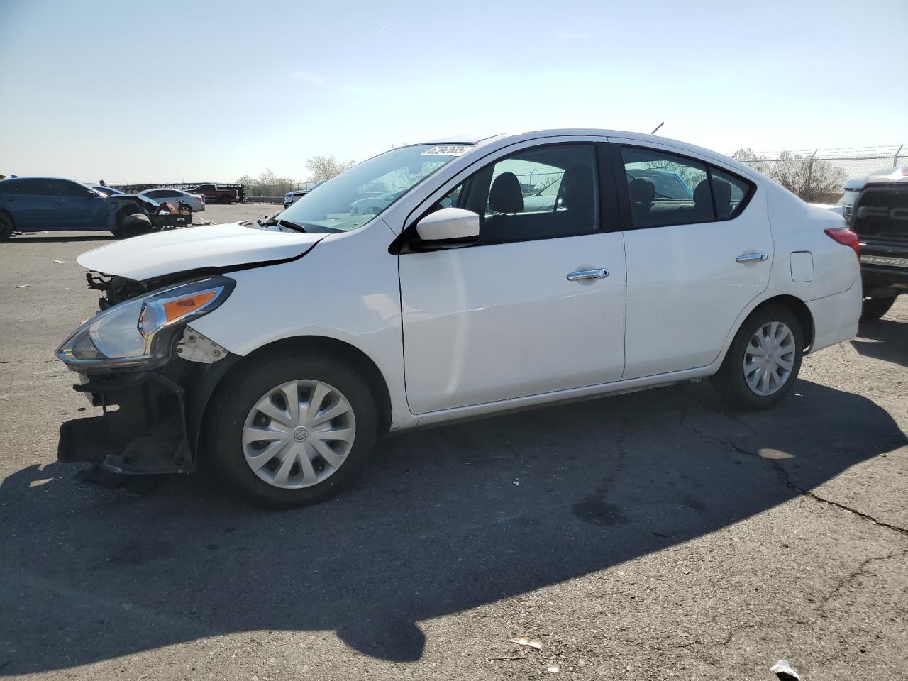 2018 Nissan Versa s S