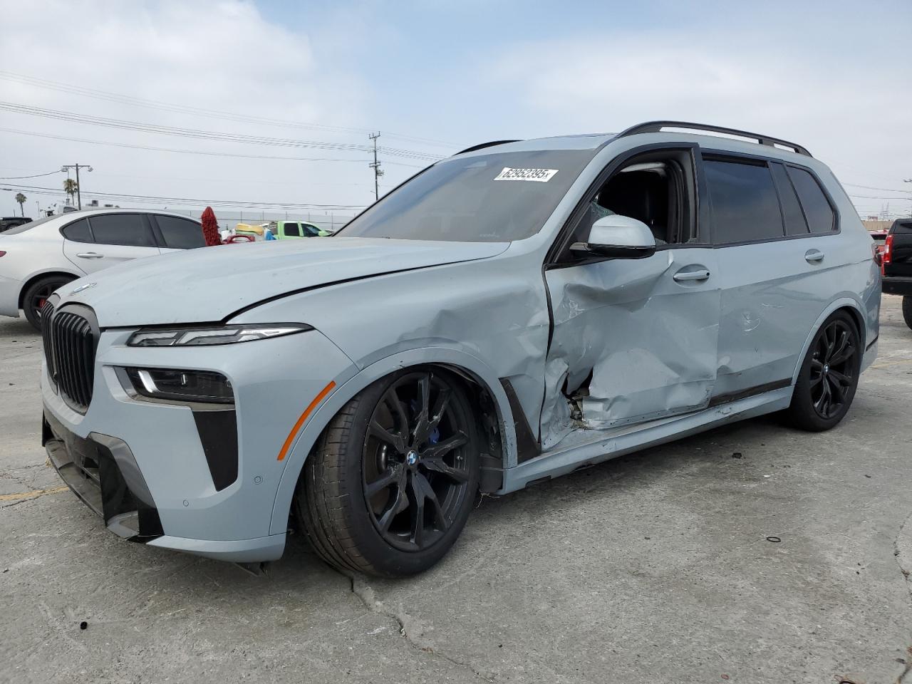 2025 BMW X7
