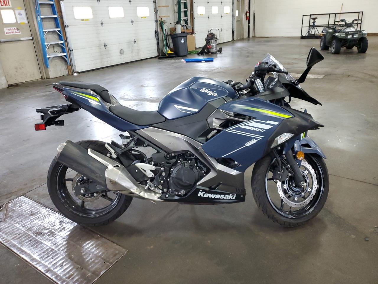 2022 Kawasaki Ex400