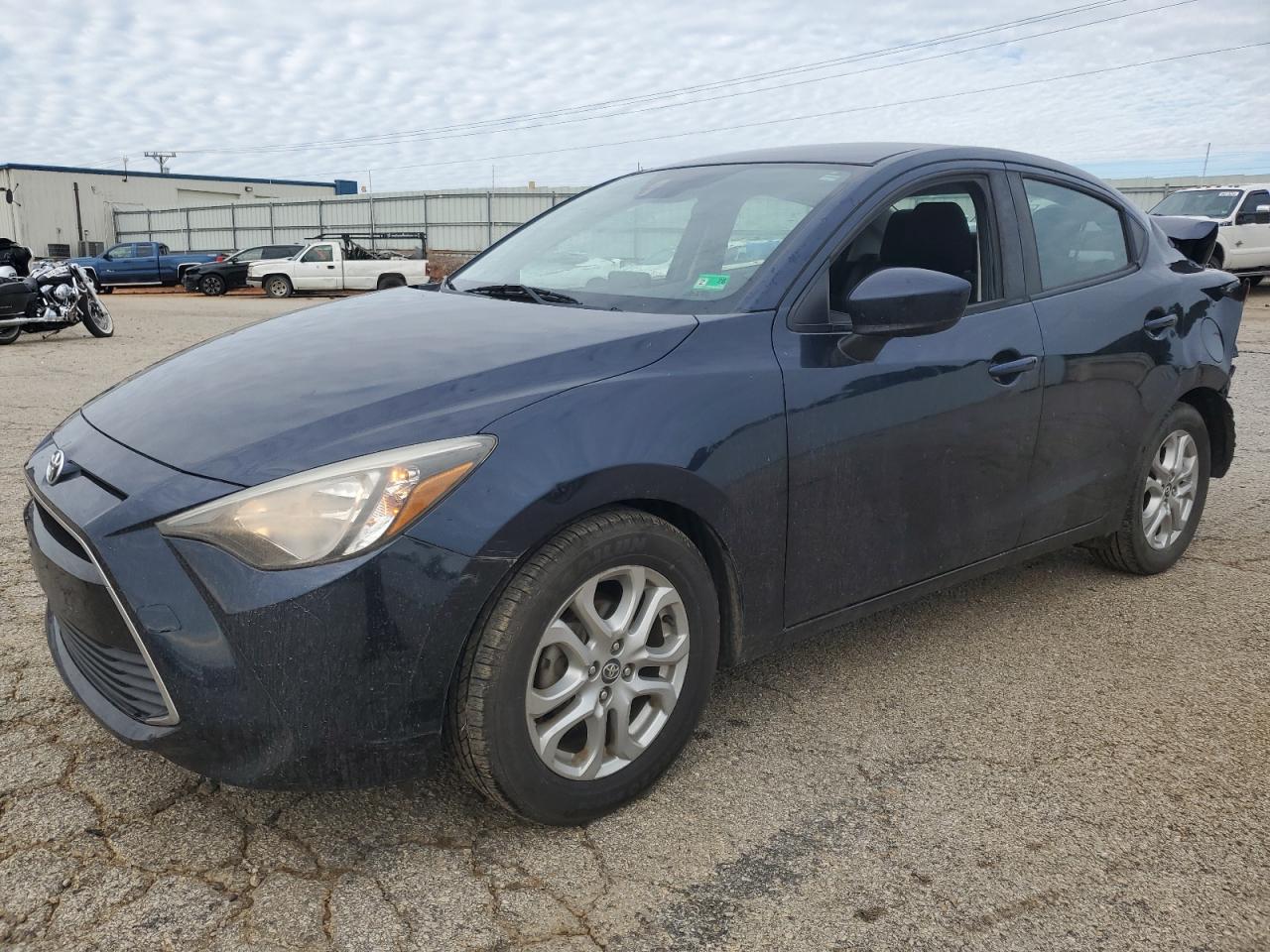 2017 Toyota Yaris ia