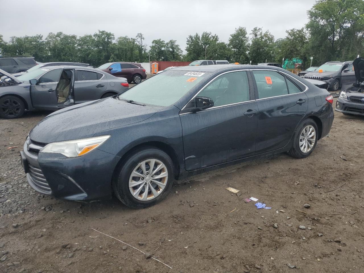 2017 Toyota Camry le LE