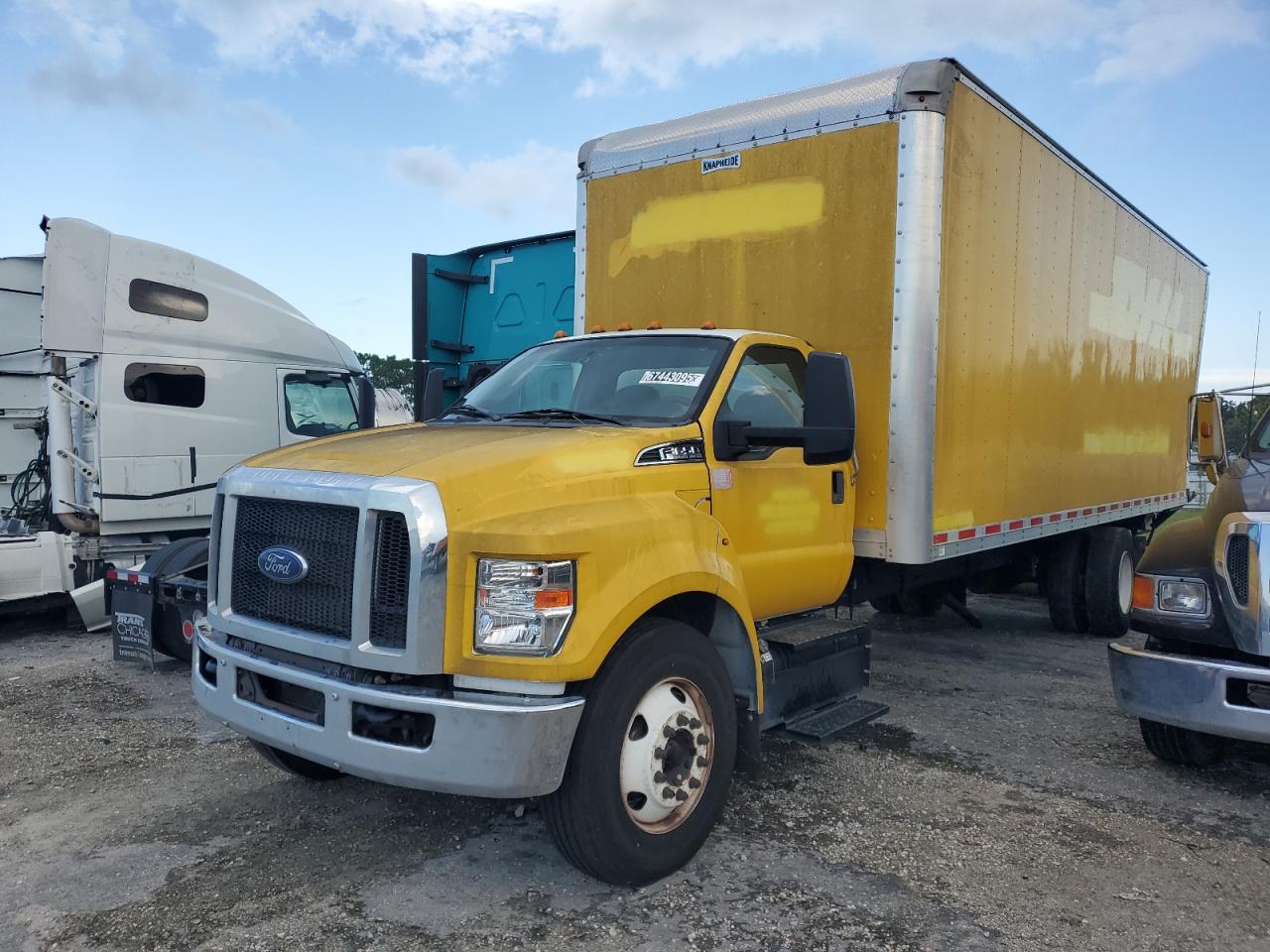 2023 Ford F-650