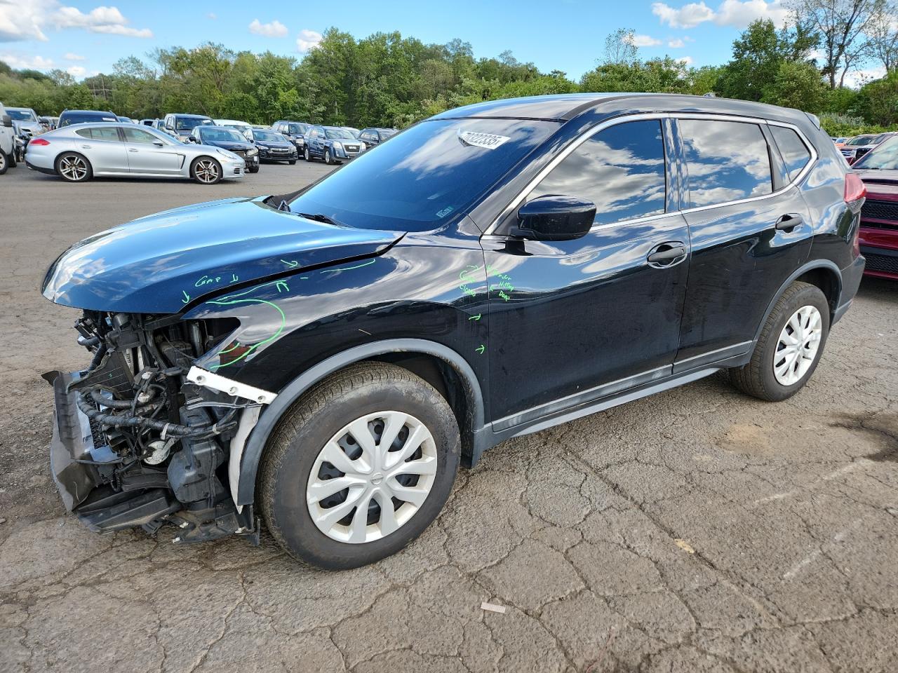 2018 Nissan Rogue s S