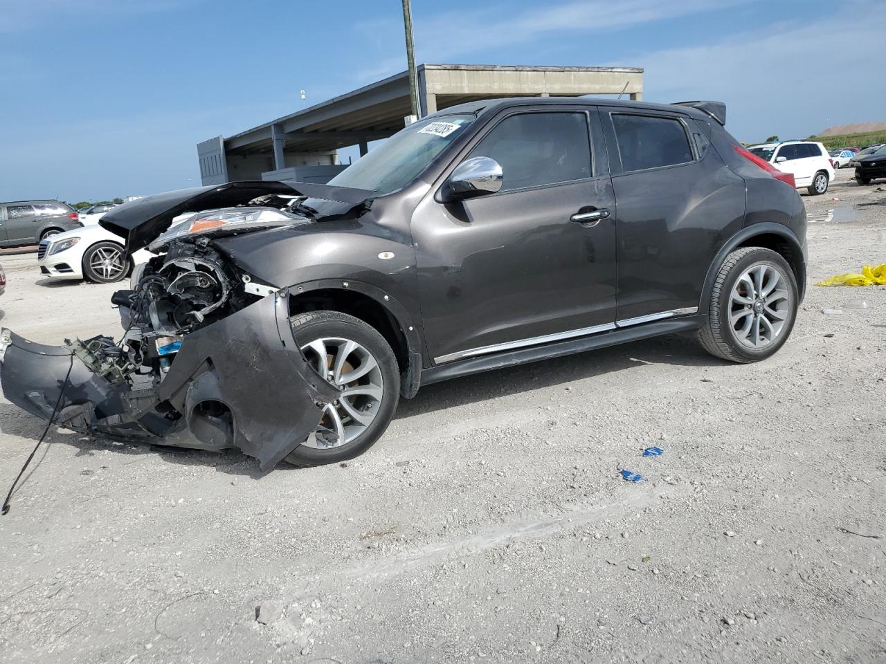 2012 Nissan Juke S