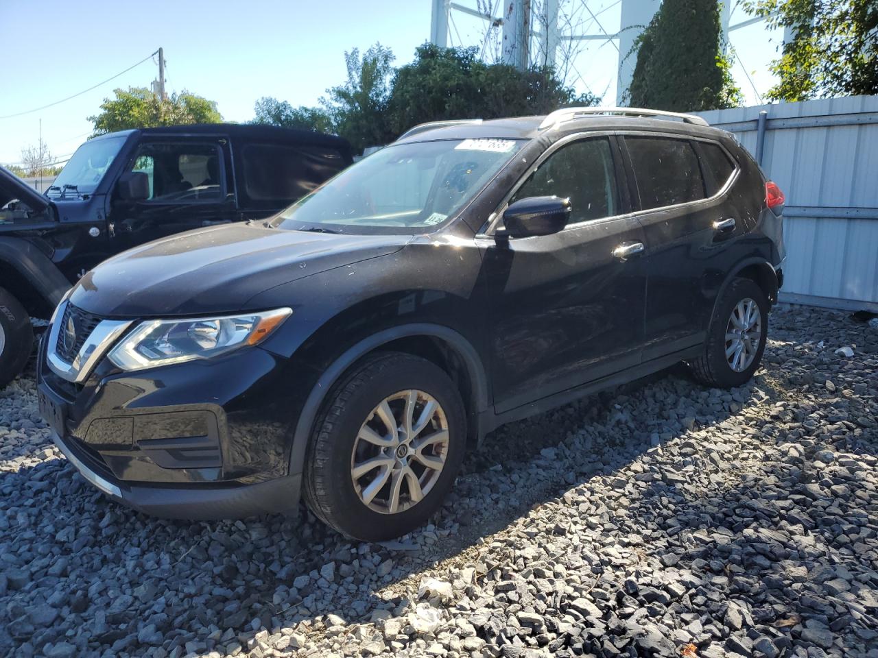 2020 Nissan Rogue s S