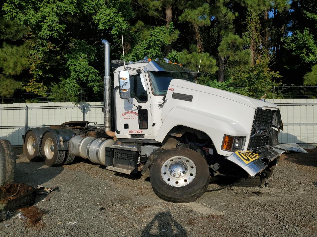 2025 Mack Pinnacle