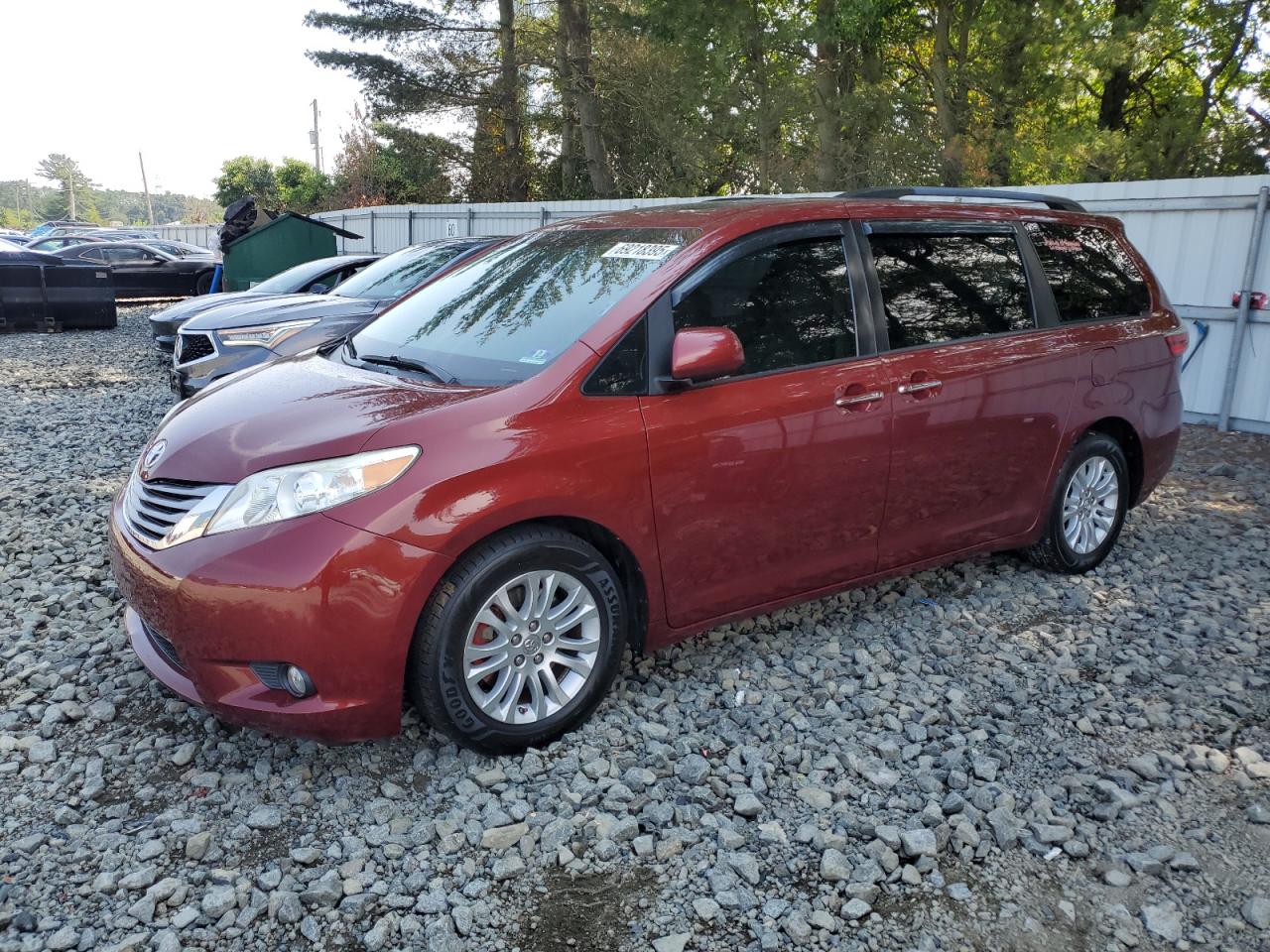 2015 Toyota Sienna xle XLE