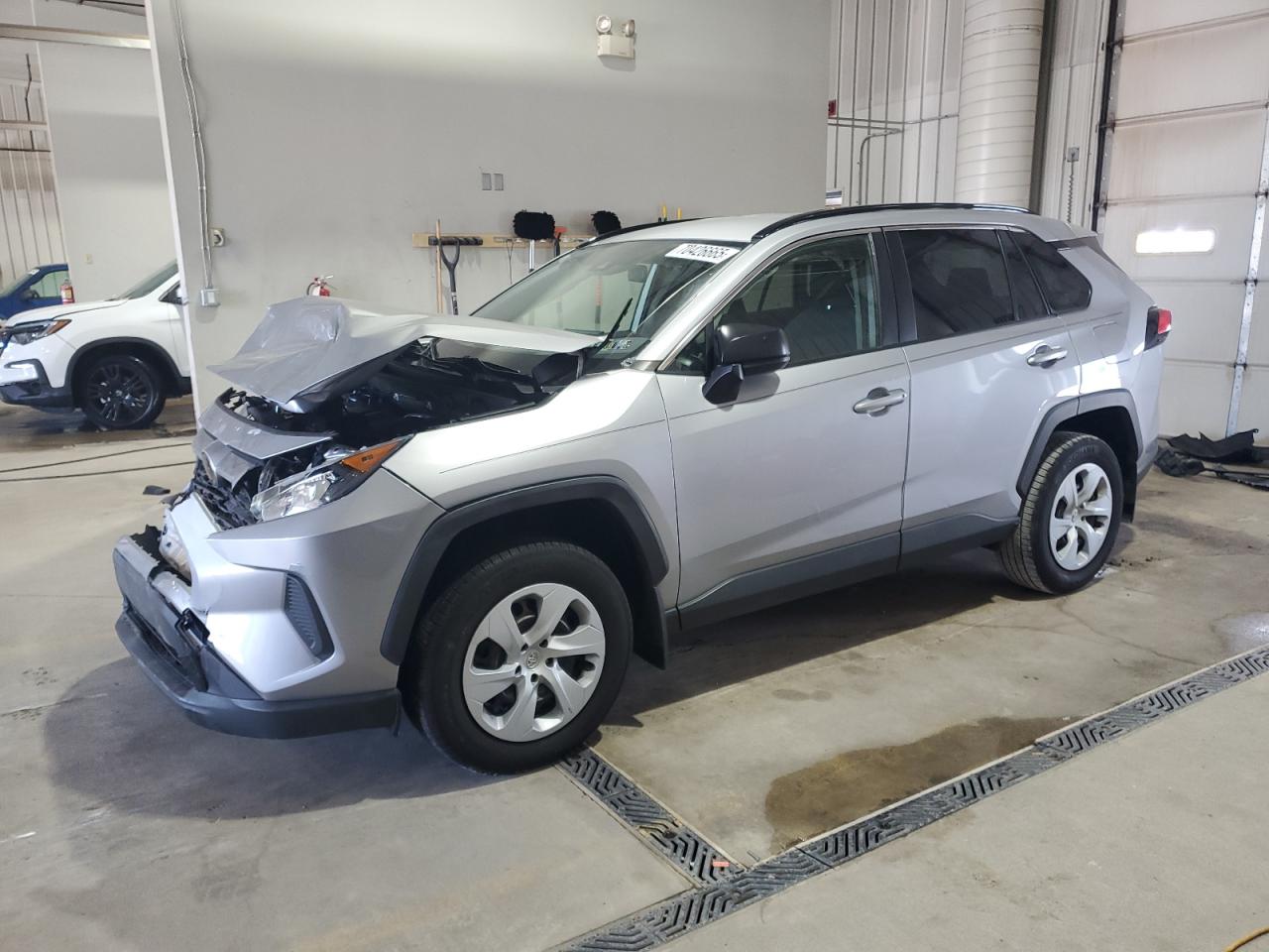 2020 Toyota Rav4 le LE