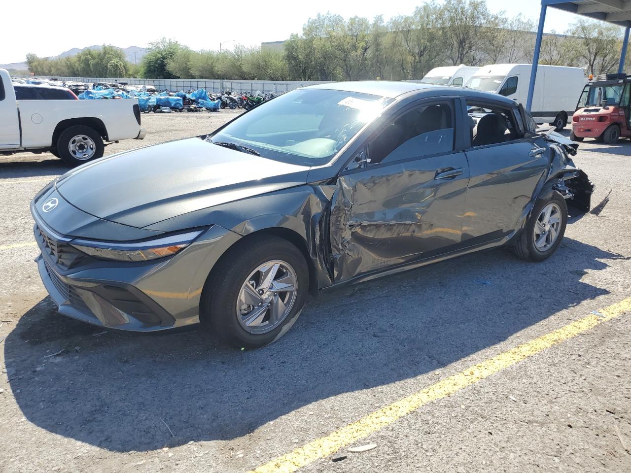 2024 Hyundai Elantra se SE