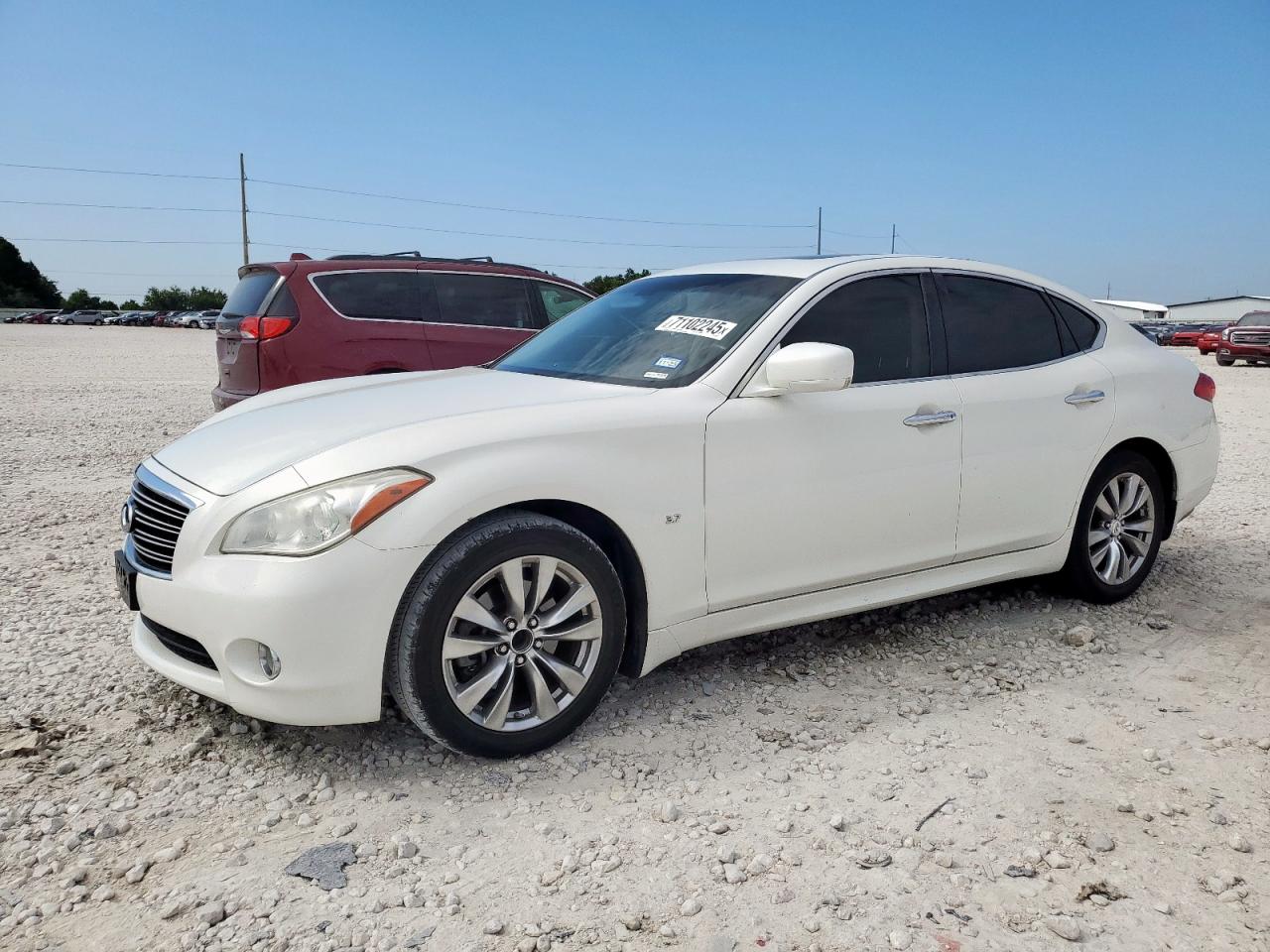 2014 Infiniti Q70
