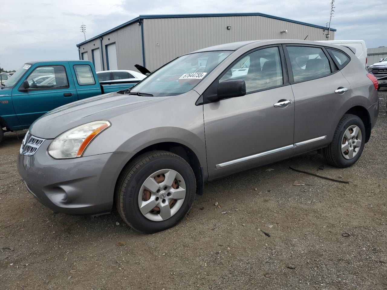 2013 Nissan Rogue s S
