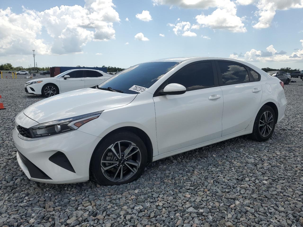 2023 Kia Forte lx LX