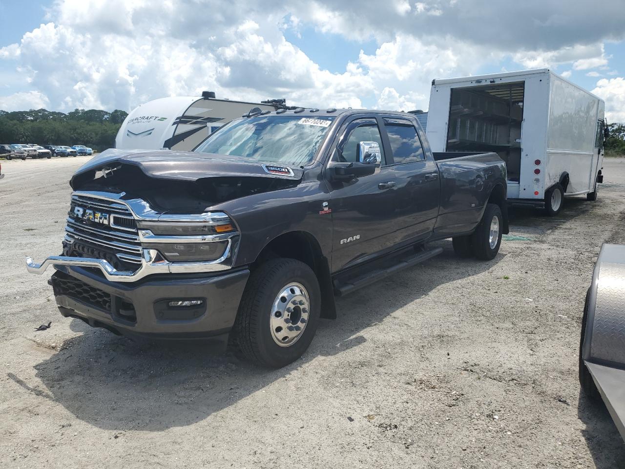 2025 Ram 3500 laram LARAMIE