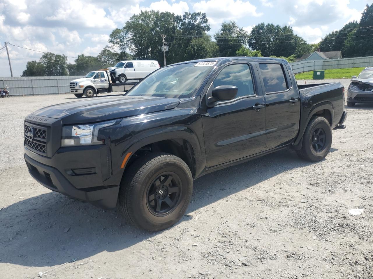 2022 Nissan Frontier s S