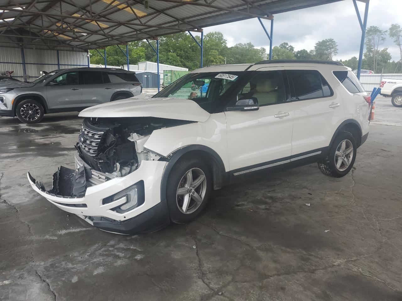 2016 Ford Explorer x XLT