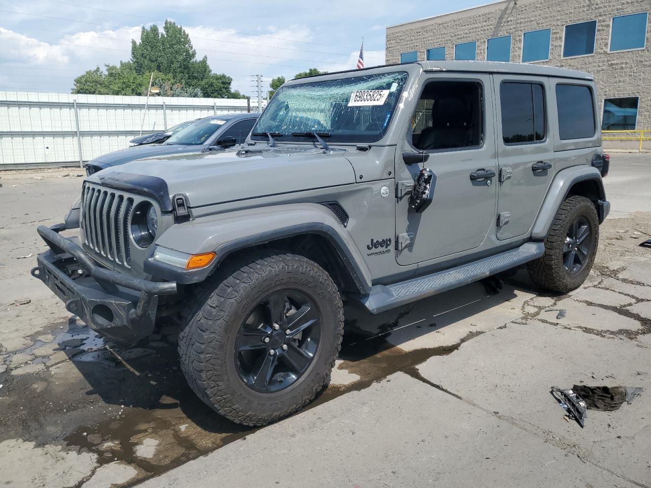 2019 Jeep Wrangler u SAHARA
