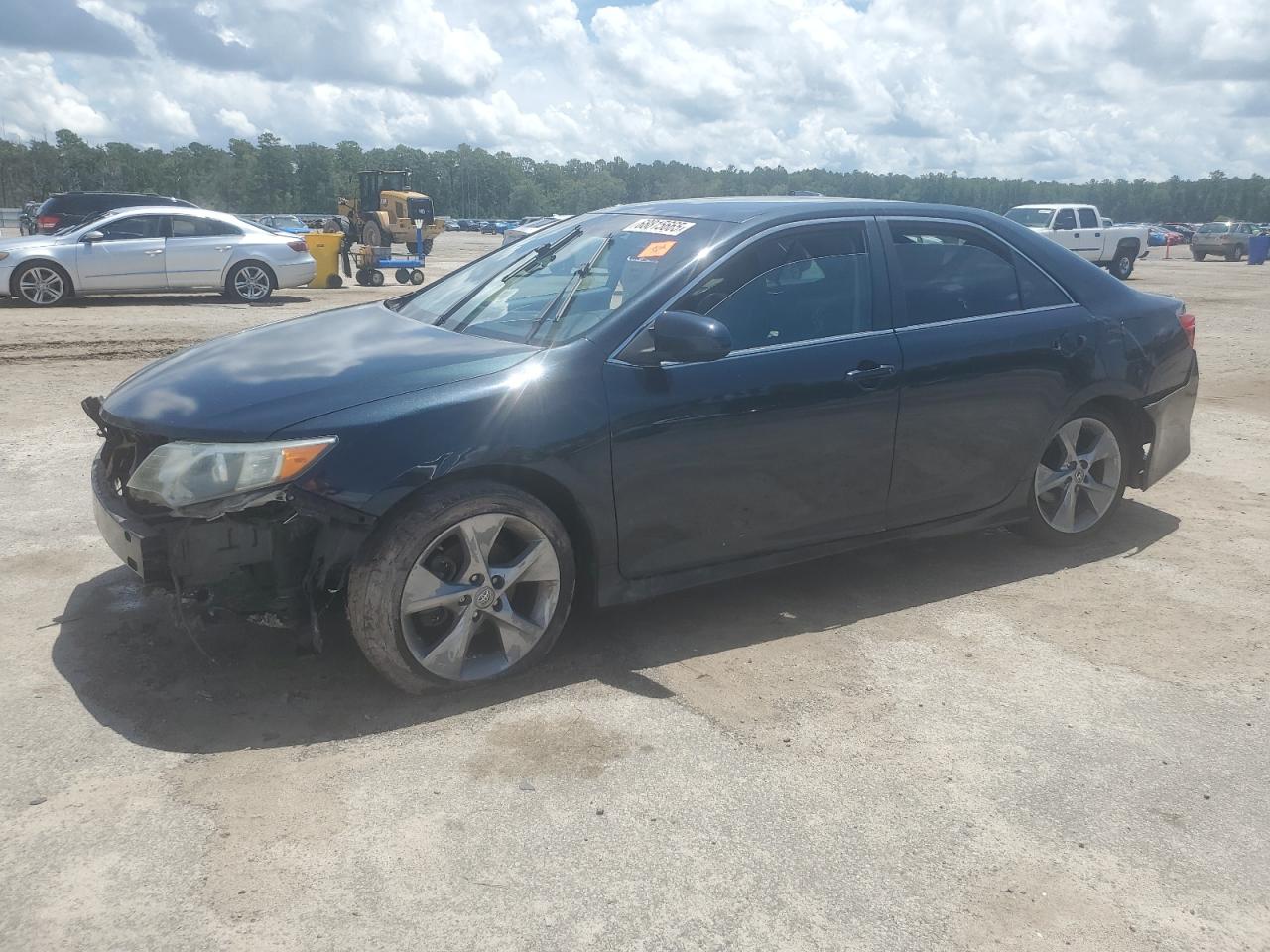 2013 Toyota Camry se
