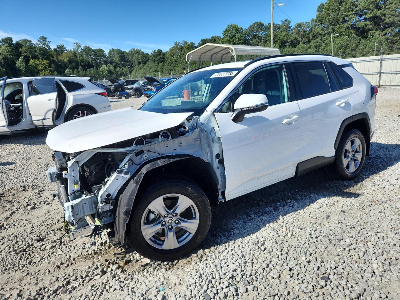 2024 Toyota Rav4 xle XLE