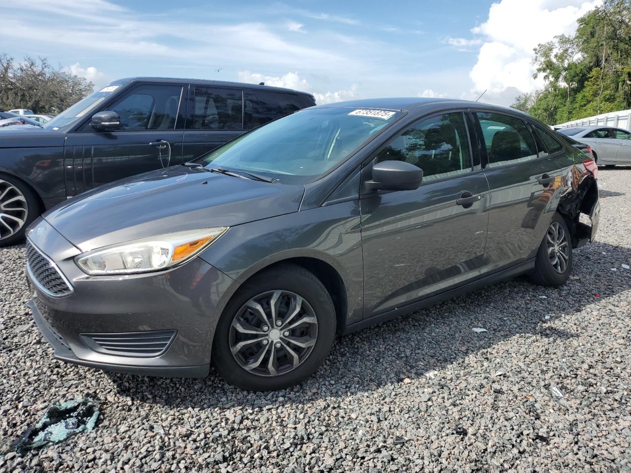 2017 Ford Focus s S