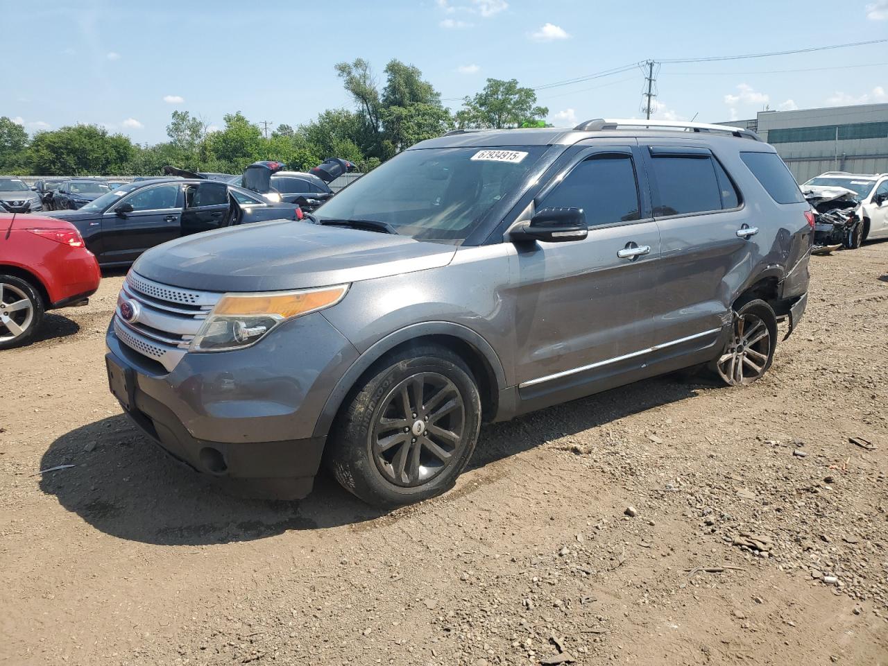 2011 Ford Explorer x XLT