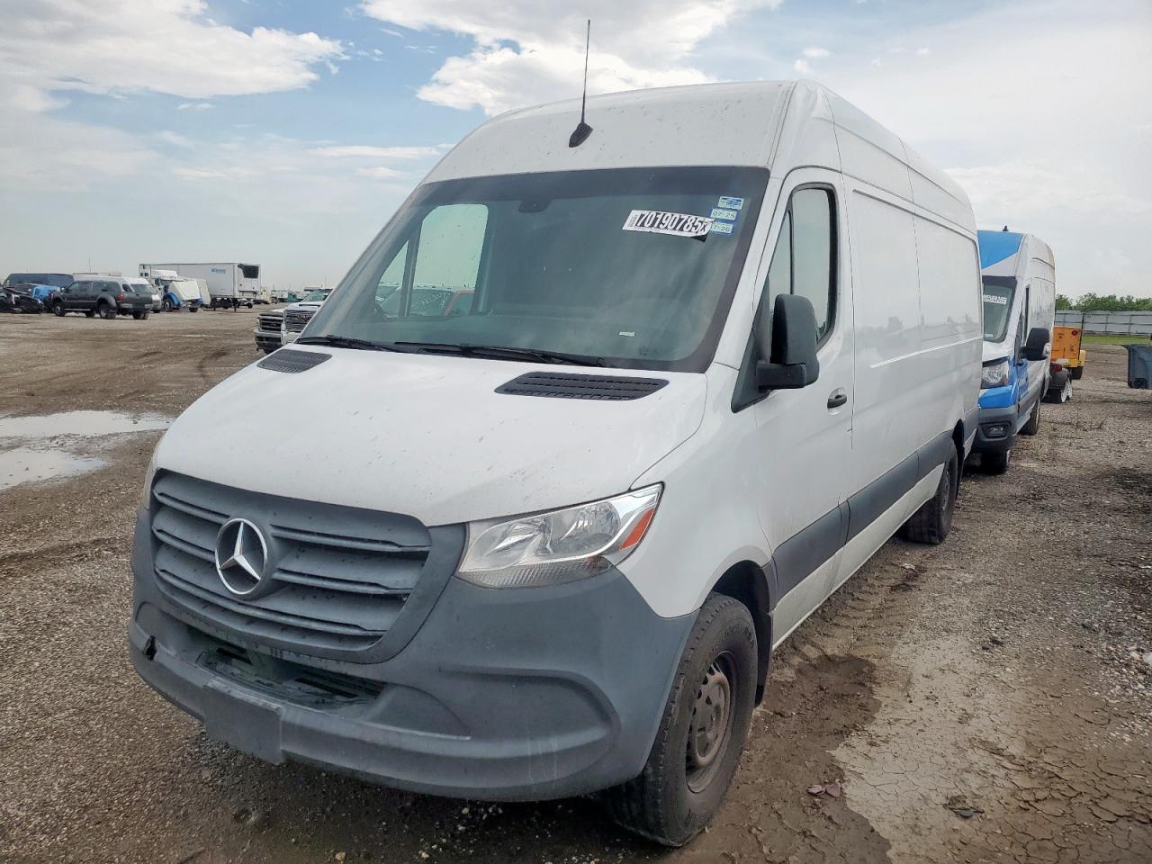 2021 Mercedes-Benz Sprinter 2500