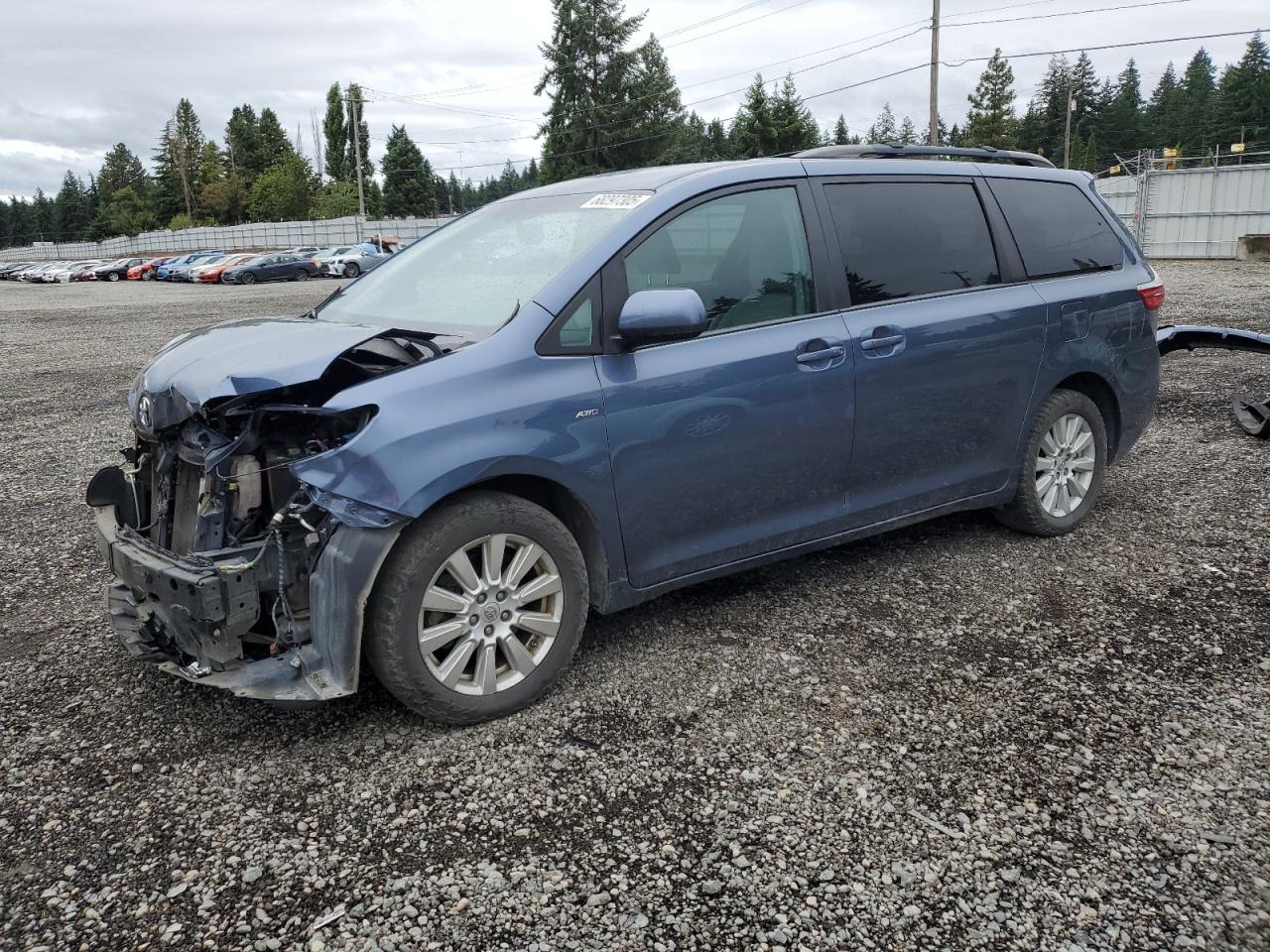 2017 Toyota Sienna le LE
