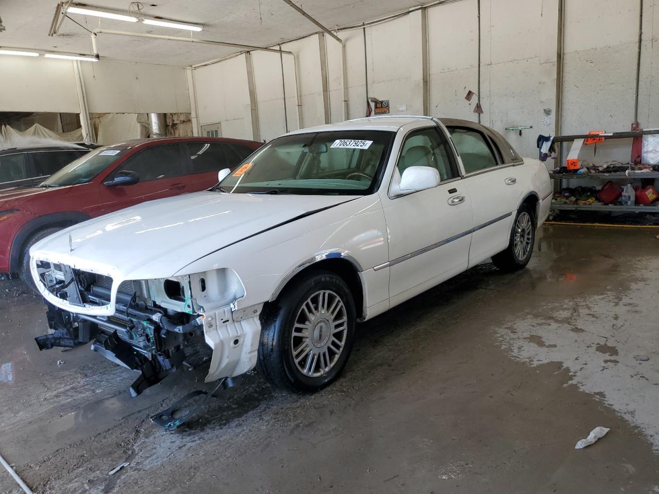 2008 Lincoln Town Car