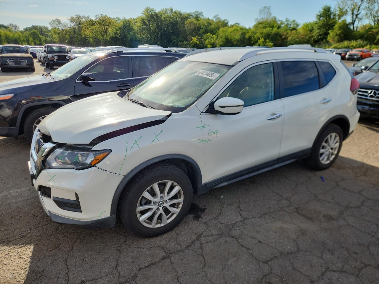 2018 Nissan Rogue s S