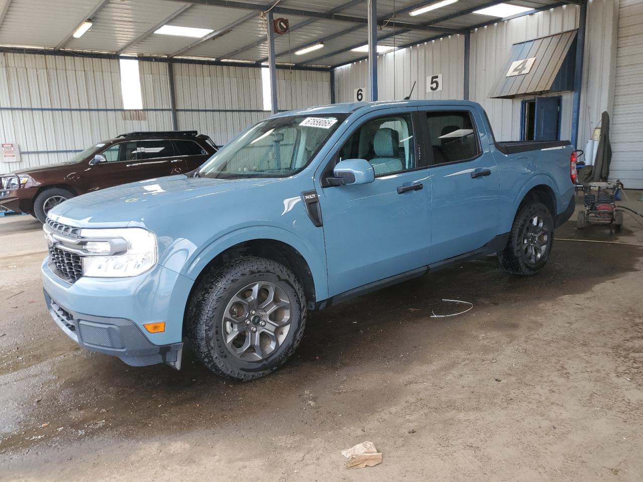 2022 Ford Maverick x XL