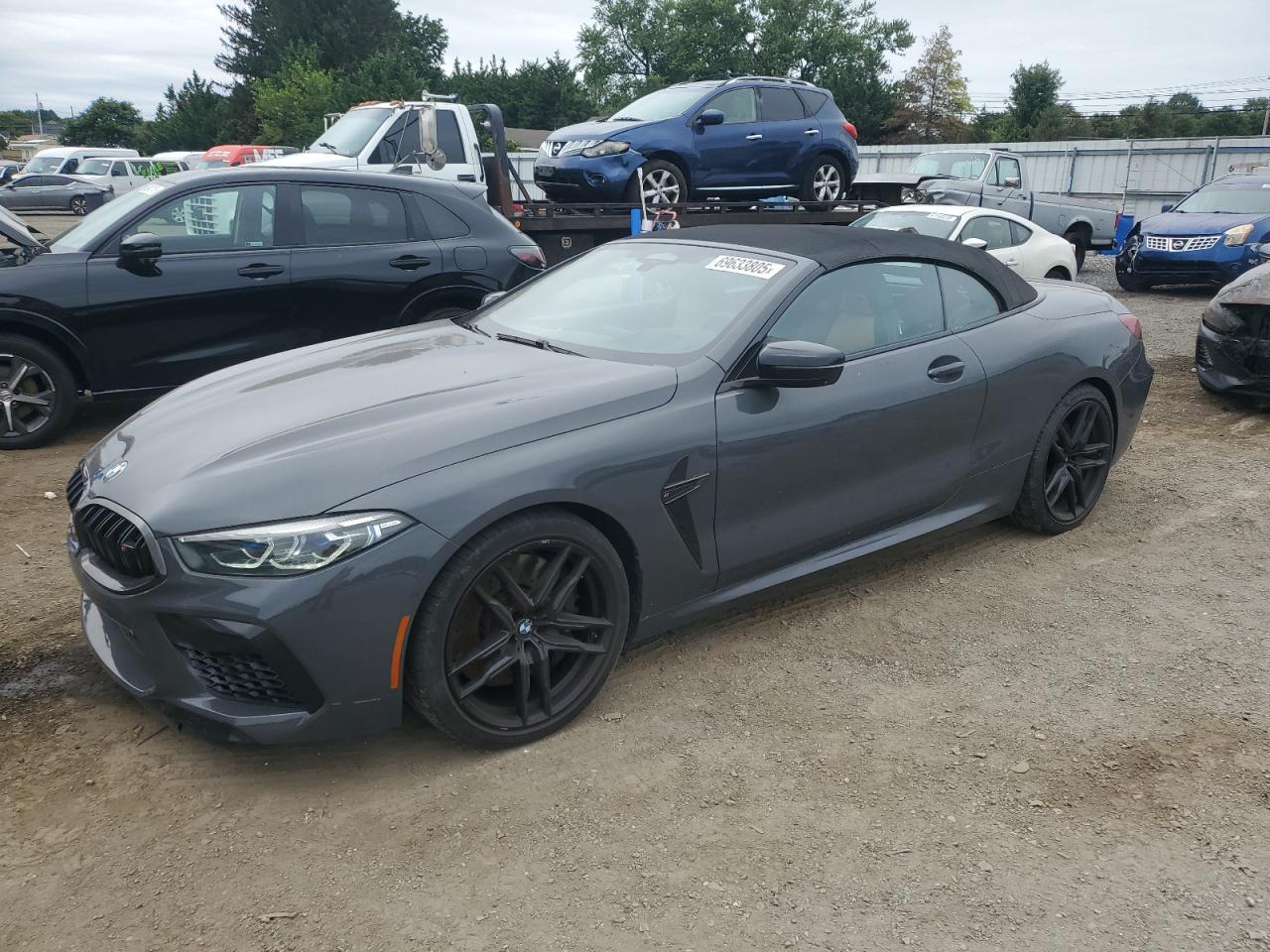 2022 BMW M8
