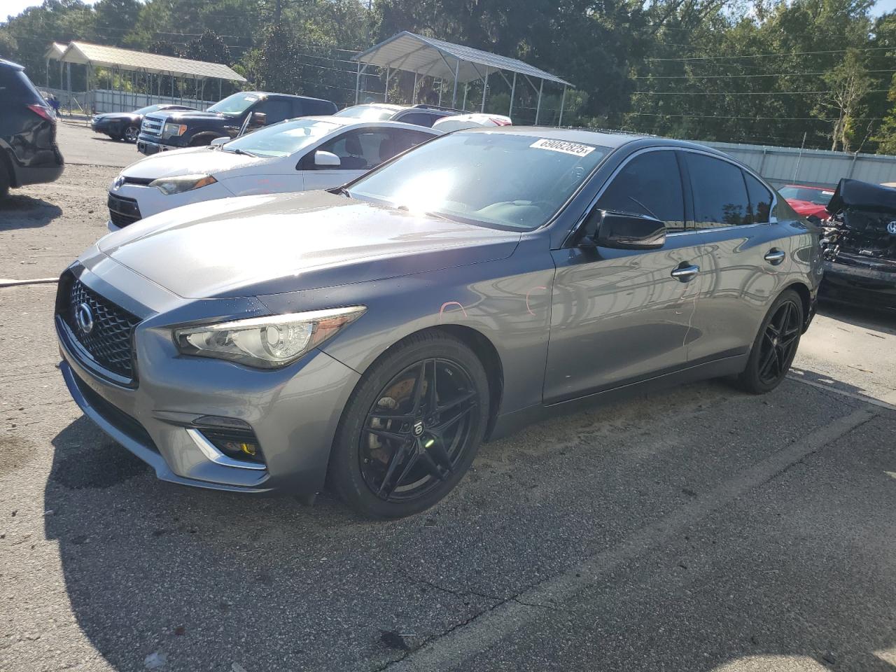 2018 Infiniti Q50 luxe LUXE