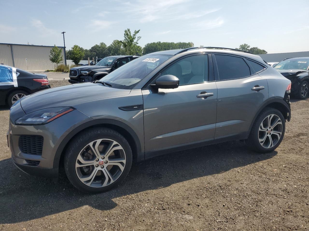 Jaguar E-pace se