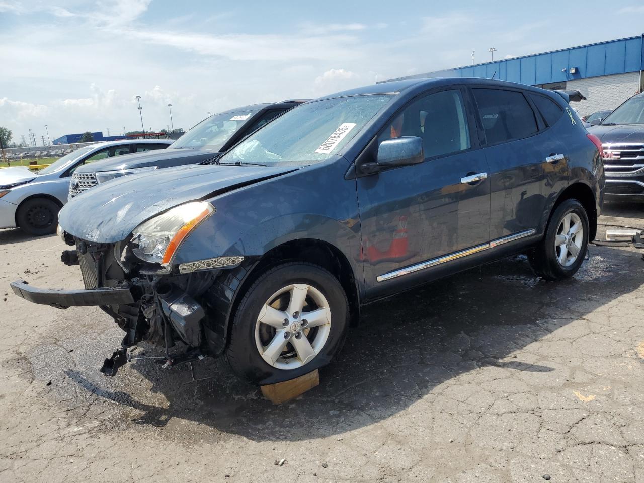2013 Nissan Rogue s S