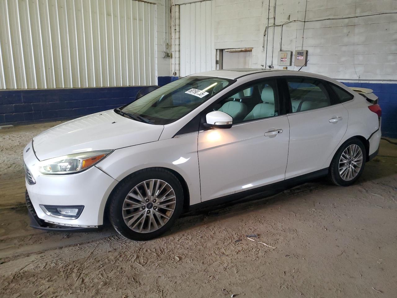 2016 Ford Focus tita TITANIUM
