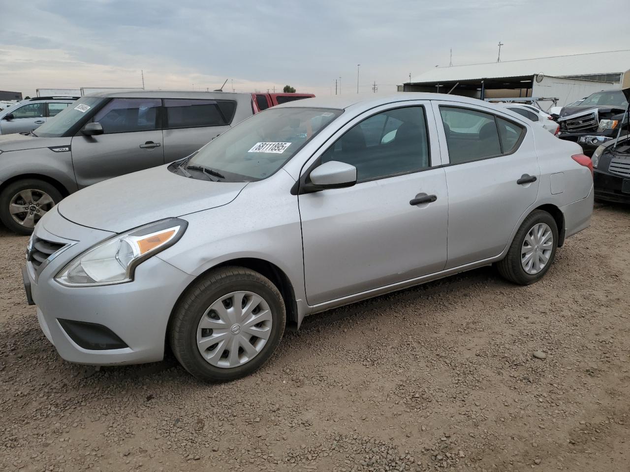 2017 Nissan Versa s S