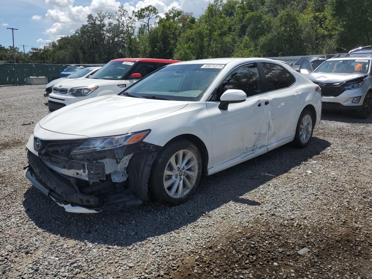 2024 Toyota Camry le LE