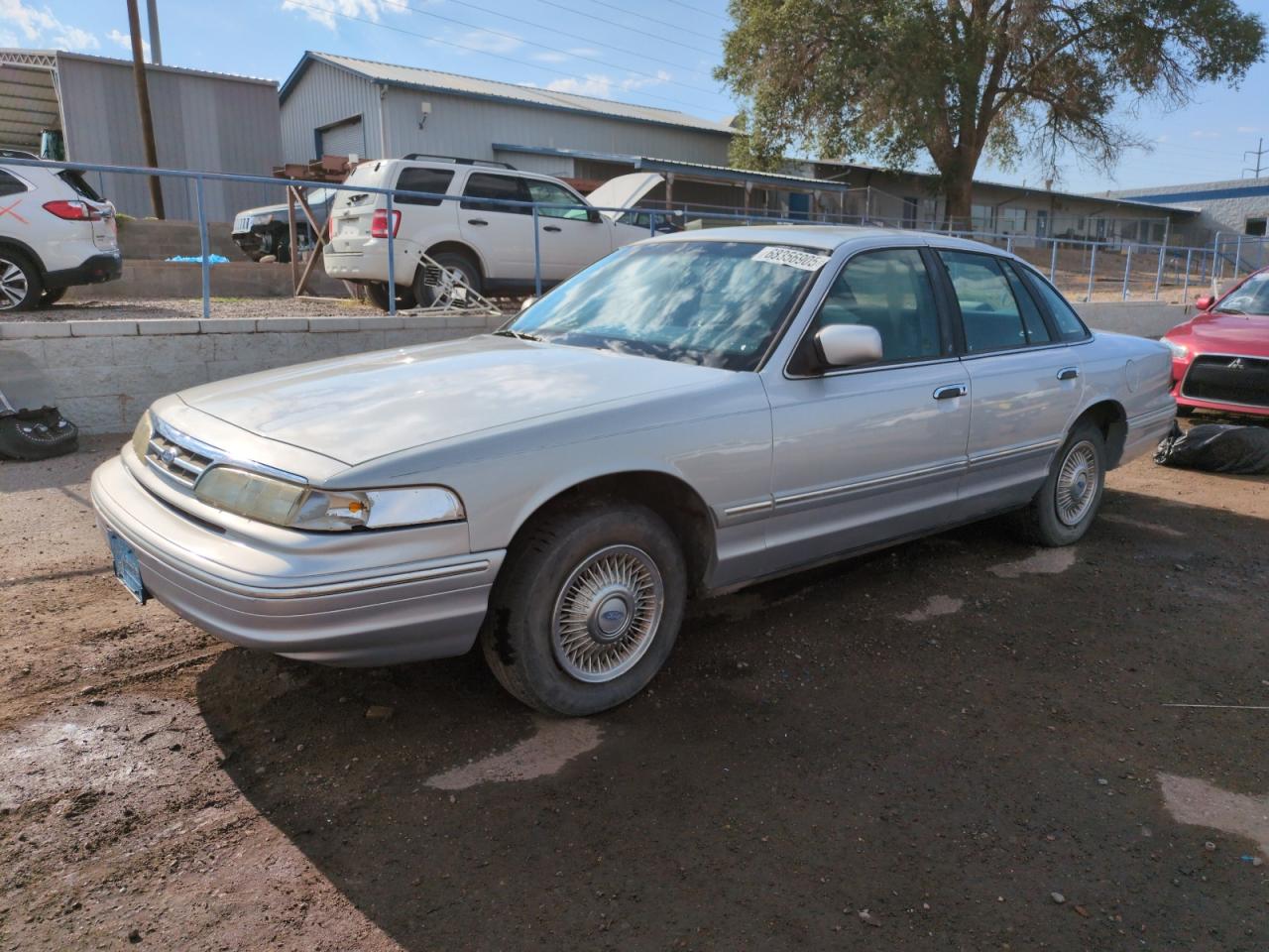 1997 Ford Crown vict