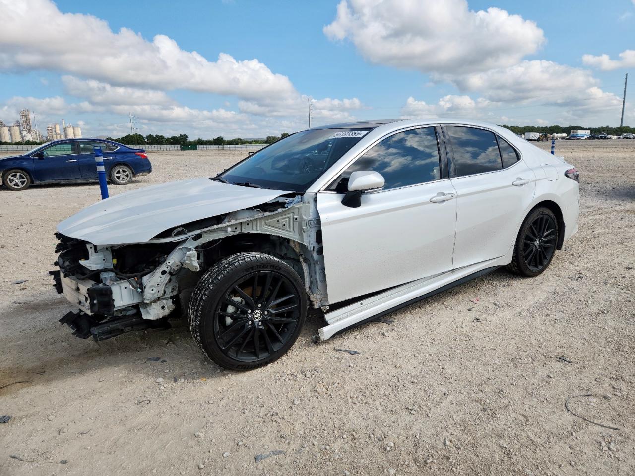 2021 Toyota Camry xse XSE