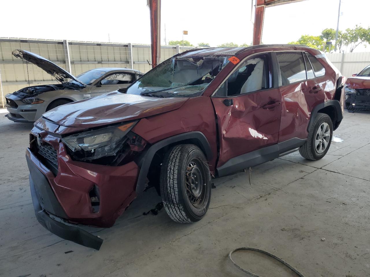 2020 Toyota Rav4 le LE